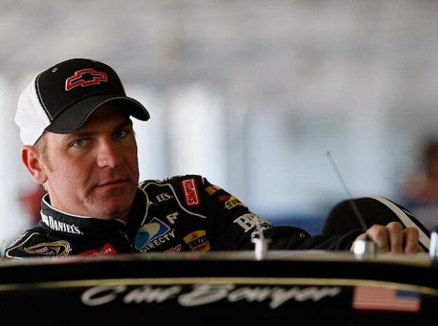 Clint Bowyer Clint Bowyer