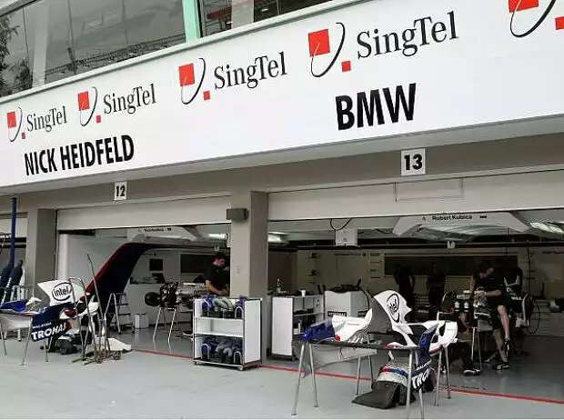 Titel-Bild zur News: Box des BMW Sauber F1 Teams