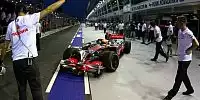 Bild zum Inhalt: Gelungene Nachtpremiere: Hamilton vor den Ferraris
