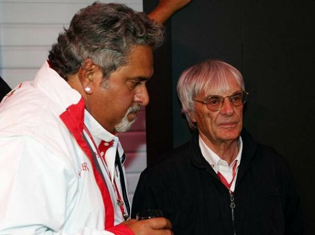 Titel-Bild zur News: Vijay Mallya (Teameigentümer); Bernie Ecclestone
