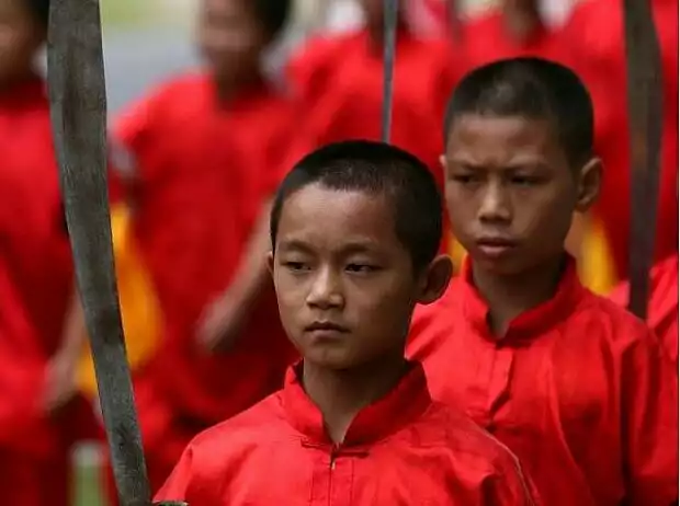 Chinesische Jugendliche Titel-Bild zur News: Chinesische Jugendliche