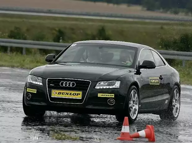 Dunlop-Reifentest Titel-Bild zur News: Dunlop-Reifentest