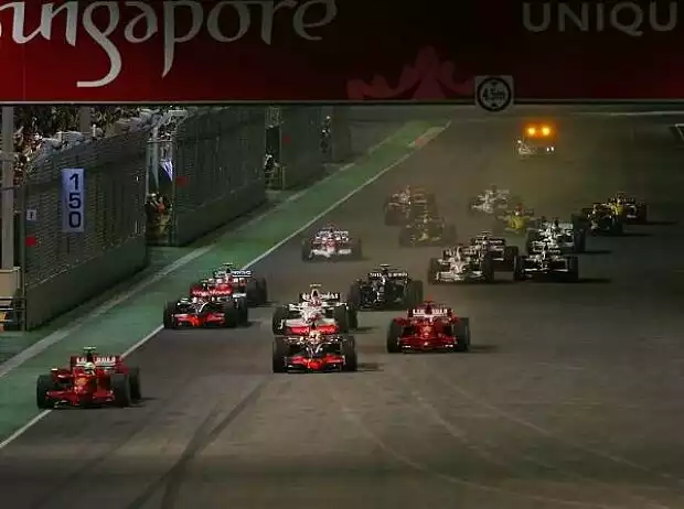 Start in Singapur 2008 Titel-Bild zur News: Start in Singapur 2008