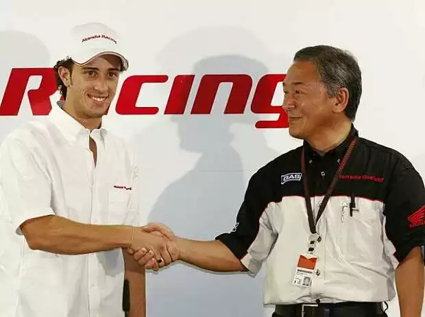 Andrea Dovizioso und Masumi Hamane Titel-Bild zur News: Andrea Dovizioso und Masumi Hamane