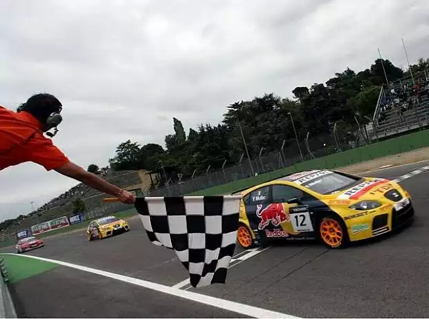 Yvan Muller Titel-Bild zur News: Yvan Muller