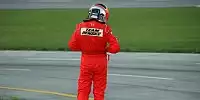 Bild zum Inhalt: Castroneves in Handschellen und Beinketten