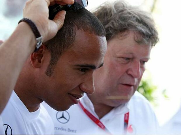 Titel-Bild zur News: Lewis Hamilton und Norbert Haug
