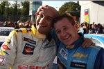 Gabriele Tarquini (SEAT) und Nicola Larini (Chevrolet) 