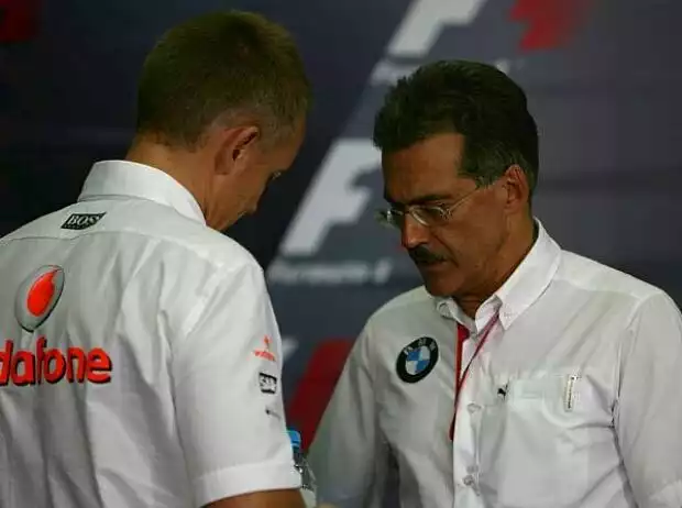 Martin Whitmarsh und Mario Theissen Titel-Bild zur News: Martin Whitmarsh und Mario Theissen