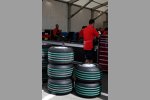 Bridgestone-Reifen mit grünen Rillen