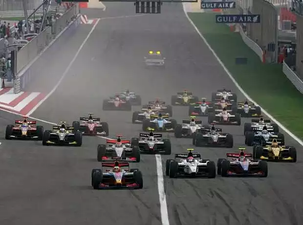 GP2 Asia Start Bahrain Titel-Bild zur News: GP2 Asia Start Bahrain