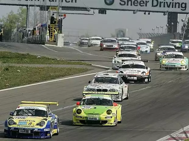 VLN Nürburgring Titel-Bild zur News: VLN Nürburgring