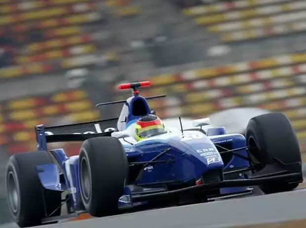 Titel-Bild zur News: Roldan Rodriguez Piquet Shanghai GP2 Asia