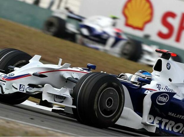 Nick Heidfeld vor Robert Kubica Nick Heidfeld vor Robert Kubica