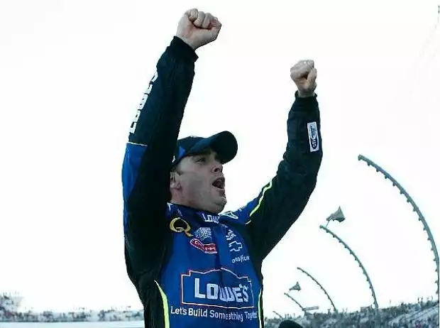 Titel-Bild zur News: Jimmie Johnson
