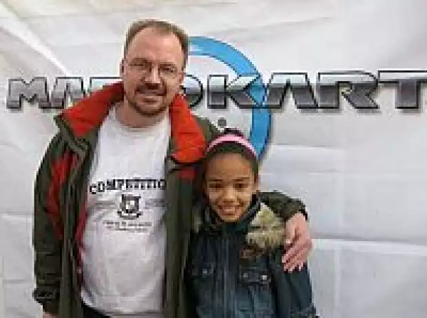 Carsten und seine Tochter Jemima Titel-Bild zur News: Carsten und seine Tochter Jemima