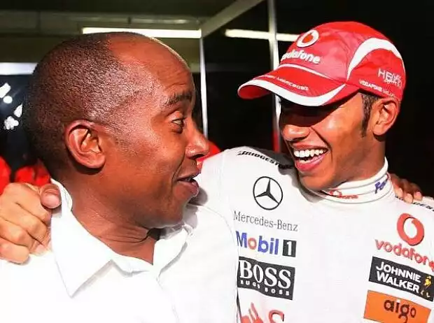 Anthony und Lewis Hamilton Titel-Bild zur News: Anthony und Lewis Hamilton