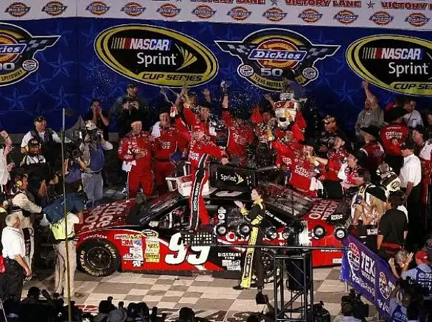 Carl Edwards Titel-Bild zur News: Carl Edwards