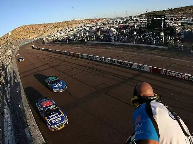 Nationwide Edwards Hamlin Phoenix Titel-Bild zur News: Nationwide Edwards Hamlin Phoenix