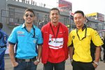 Armaan Ebrahim mit Zahir Ali und Aaron Lim