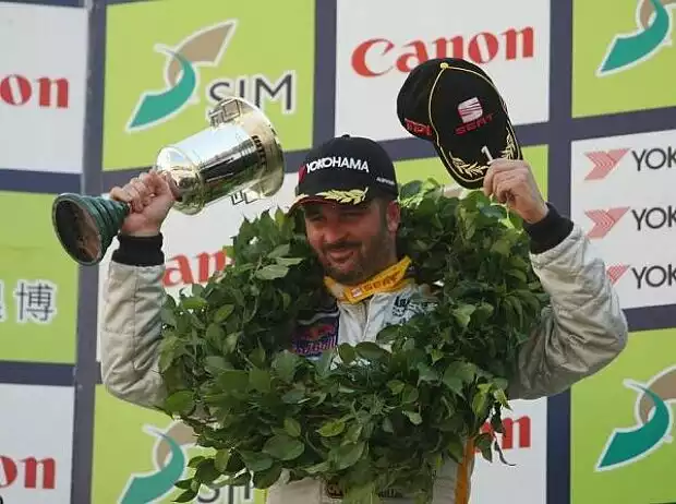 Yvan Muller Titel-Bild zur News: Yvan Muller