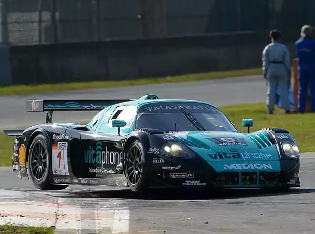 Titel-Bild zur News: Michael Bartels, Andrea Bertolini, Maserati MC12