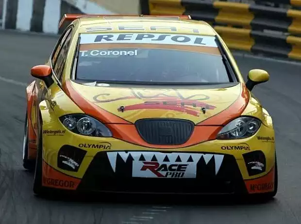 Tom Coronel Titel-Bild zur News: Tom Coronel