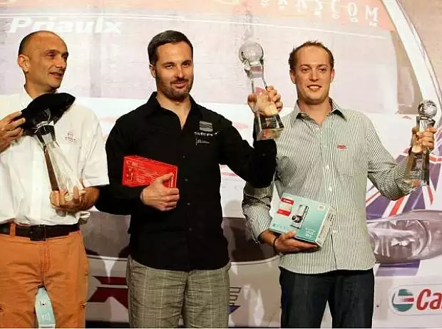 Gabriele Tarquini, Yvan Muller und Rob Huff Titel-Bild zur News: Gabriele Tarquini, Yvan Muller und Rob Huff