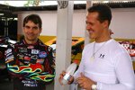 Gute Laune: Michael Schumacher und Jeff Gordon