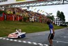 Bild zum Inhalt: Sieger Barrichello tritt wieder gegen Schumacher nach