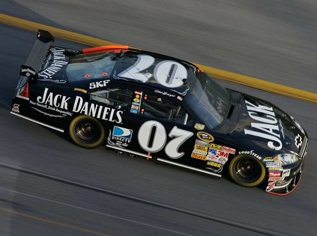 Clint Bowyer Clint Bowyer