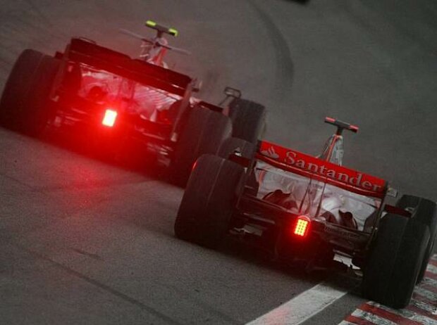 Sebastian Vettel und Lewis Hamilton Sebastian Vettel und Lewis Hamilton