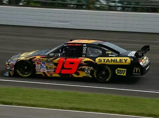 Elliott Sadler Titel-Bild zur News: Elliott Sadler