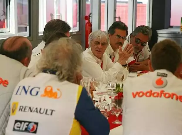 Meeting der Teamchefs Titel-Bild zur News: Meeting der Teamchefs