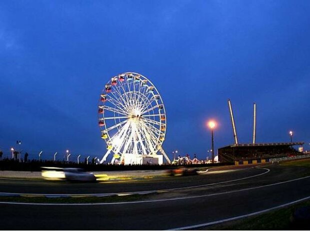 Sonnenaufgang Riesenrad