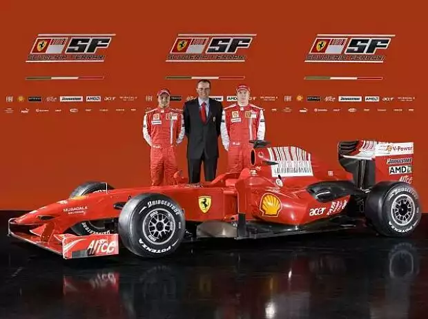 Titel-Bild zur News: Felipe Massa, Stefano Domenicali und Kimi Räikkönen