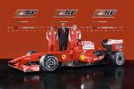 Felipe Massa, Stefano Domenicali (Teamchef), Kimi Räikkönen und der neue Ferrari F60