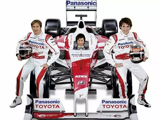 Jarno Trulli, Kamui Kobayashi und Timo Glock Titel-Bild zur News: Jarno Trulli, Kamui Kobayashi und Timo Glock