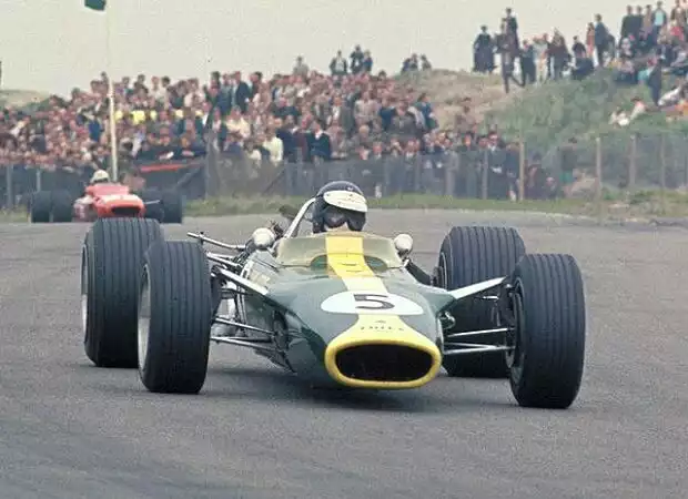Jim Clark im Lotus 49 1967 in Zandvoort Titel-Bild zur News: Jim Clark im Lotus 49 1967 in Zandvoort