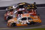 von unten nach oben: Joey Logano  Tony Stewart David Ragan