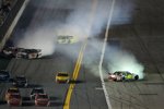 Es kracht: Bobby Labonte  Dale Earnhardt Jun. Paul Menard Greg Biffle