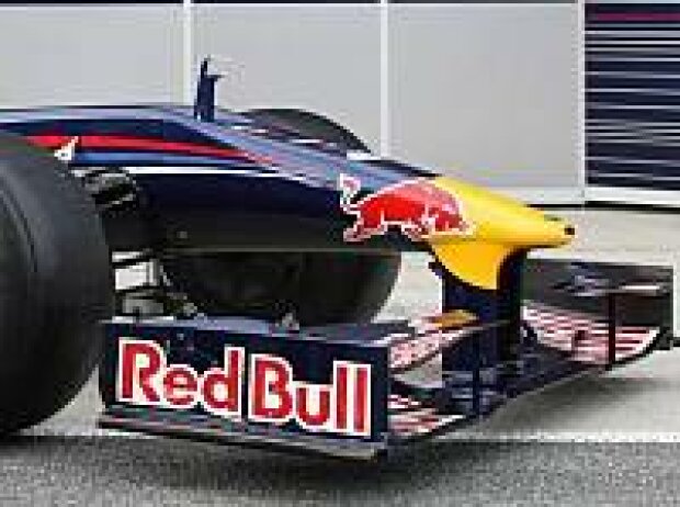 Titel-Bild zur News: Mark Webber, Sebastian VettelJerez, Circuit de Jerez