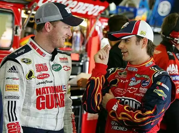 Dale Earnhardt Jun., Jeff Gordon Titel-Bild zur News: Dale Earnhardt Jun., Jeff Gordon