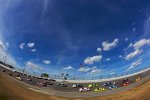 Sprint-Cup-Feld in Turn 4 von Daytona