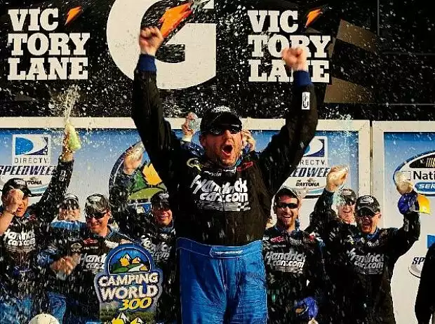 Tony StewartDaytona, Daytona International Speedway Titel-Bild zur News: Tony StewartDaytona, Daytona International Speedway