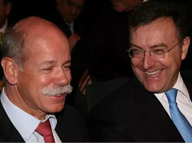 Daimler-Chef Zetsche und BMW-Chef Reithofer Titel-Bild zur News: Daimler-Chef Zetsche und BMW-Chef Reithofer