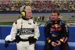 Vor dem Rennen: Gespräche zwischen den NASCAR-Offiziellen und der Red-Bull-Crew