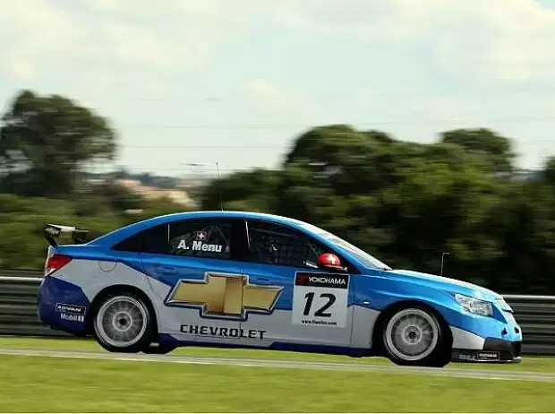 Alain Menu, Curitiba, Curitiba Circuit Titel-Bild zur News: Alain Menu, Curitiba, Curitiba Circuit