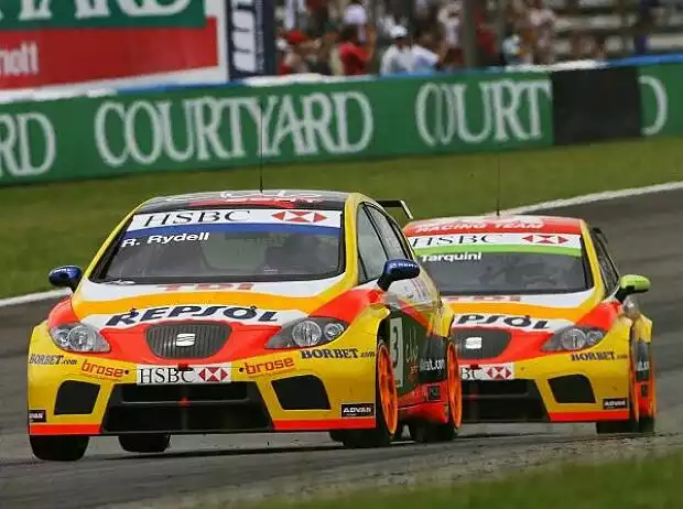 Gabriele Tarquini, Rickard Rydell, Curitiba, Curitiba Circuit Titel-Bild zur News: Gabriele Tarquini, Rickard Rydell, Curitiba, Curitiba Circuit
