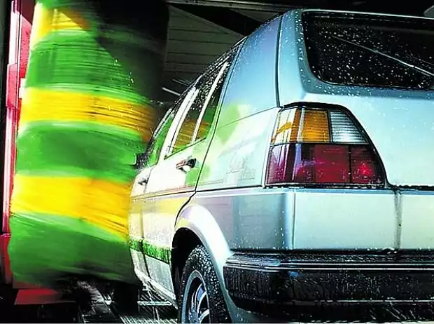 Titel-Bild zur News: GTÜ Autowäsche